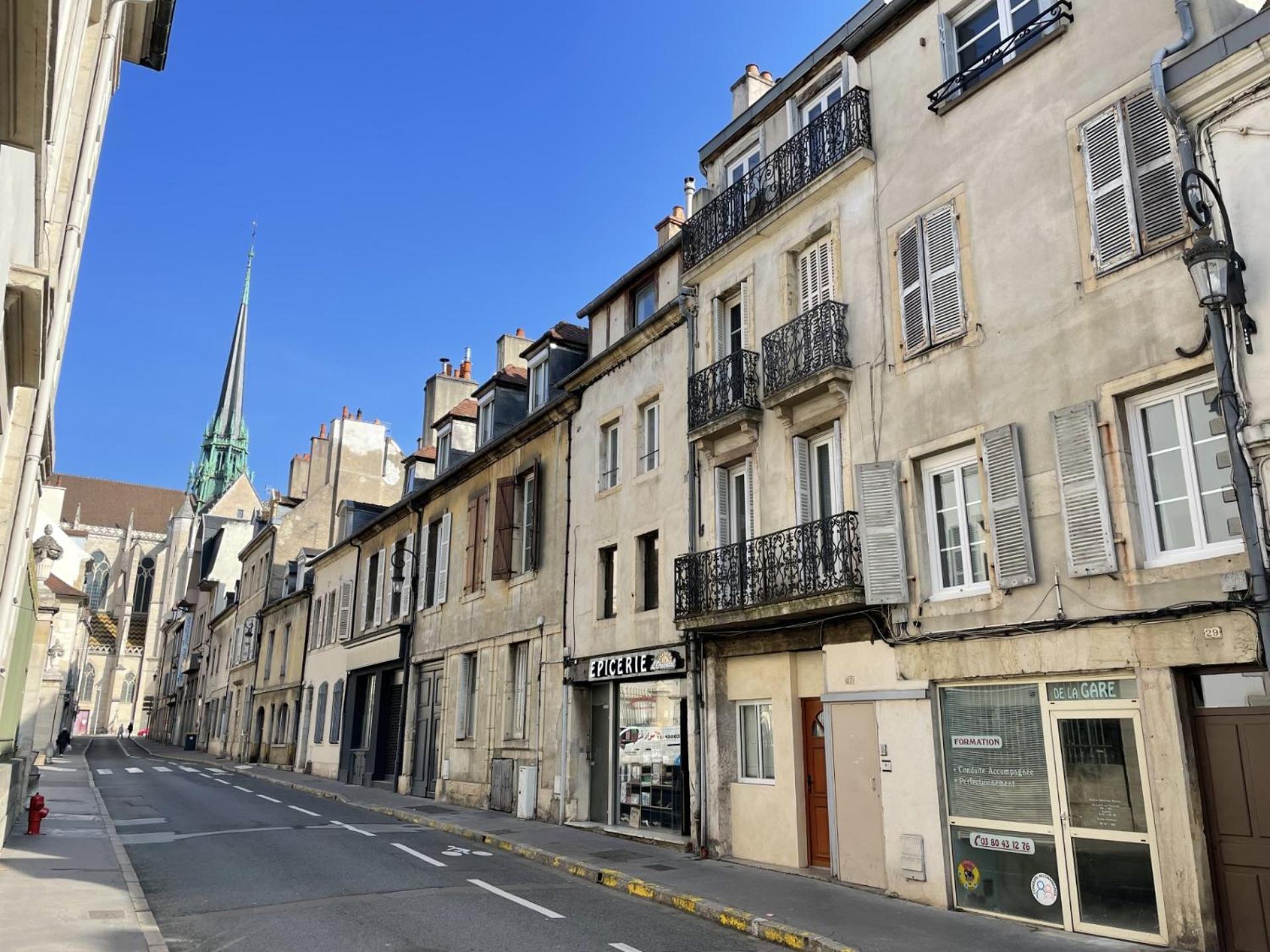Sous Le Chene Bleu - Appartement Cosy Au Coeur De Dijon Exterior foto